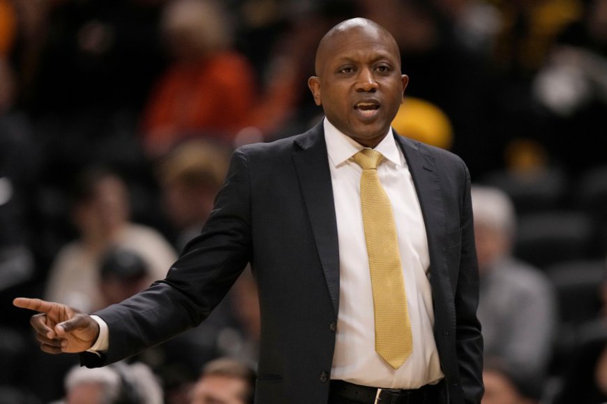 Mark Mitchell's 19 points lead Missouri past Vanderbilt 75-66