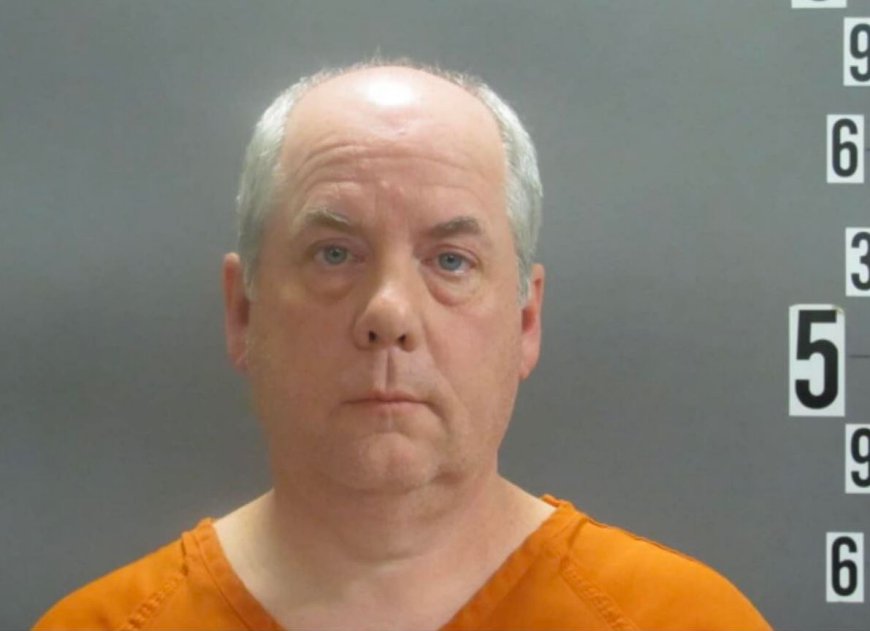 Former Carl Junction teacher arrested on child porn, stalking charges